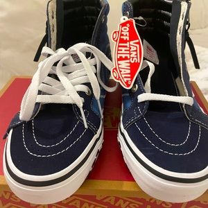 Vans high top w laces